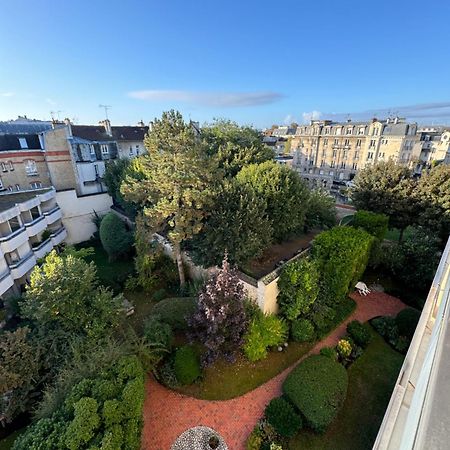 Studio- Avec Parking- Proche Cathedrale Reims Exterior foto